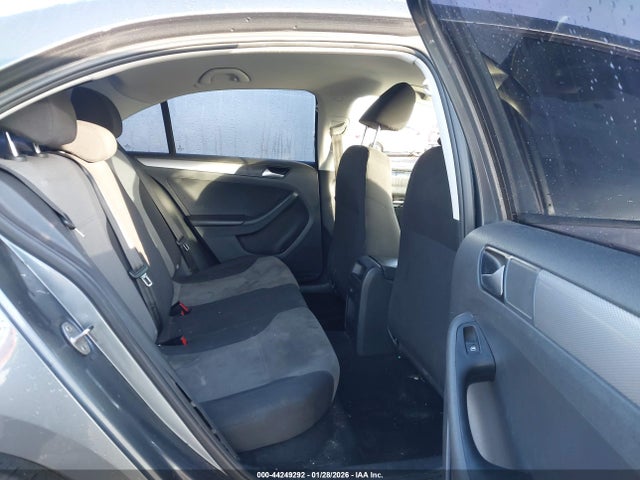 3VW2B7AJ5JM260585 Volkswagen Jetta 1.4t S