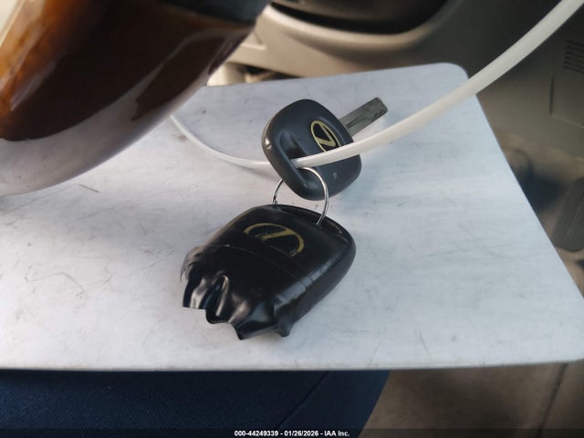 2005 LEXUS ES 330 JTHBA30G355088183 Photo 10