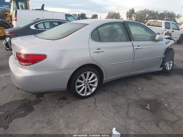 2005 LEXUS ES 330 JTHBA30G355088183 Photo 3