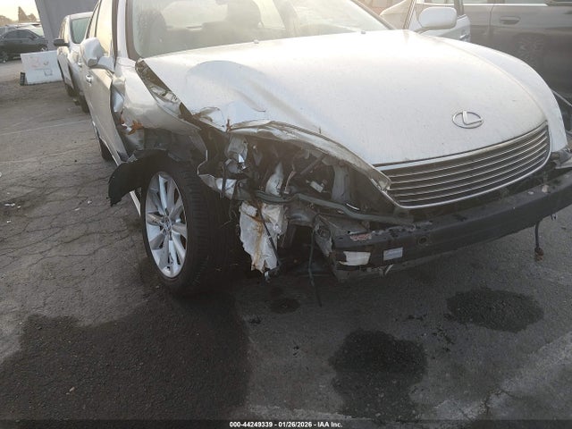 2005 LEXUS ES 330 JTHBA30G355088183 Photo 5