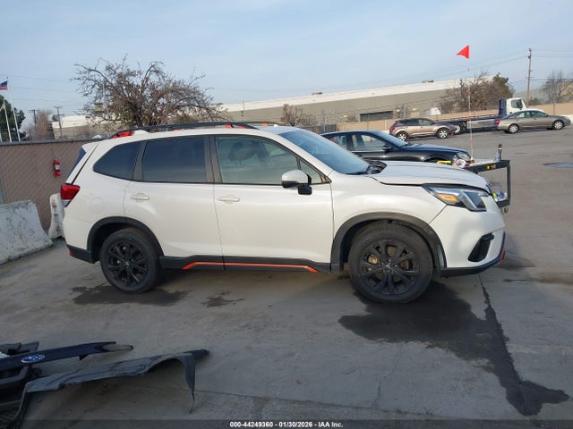 2023 Subaru Forester Sport მანქანა იყიდება აუქციონზე, vin: JF2SKAJC2PH409082, აუქციონის ნომერი: 44249360