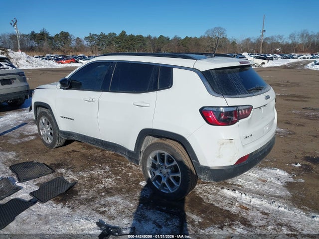 44249398 :رقم المزاد ، 3C4NJDFNXRT135130 vin ، 2024 Jeep Compass Latitude Lux Fwd مزاد بيع