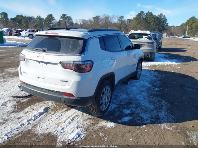 44249398 :رقم المزاد ، 3C4NJDFNXRT135130 vin ، 2024 Jeep Compass Latitude Lux Fwd مزاد بيع