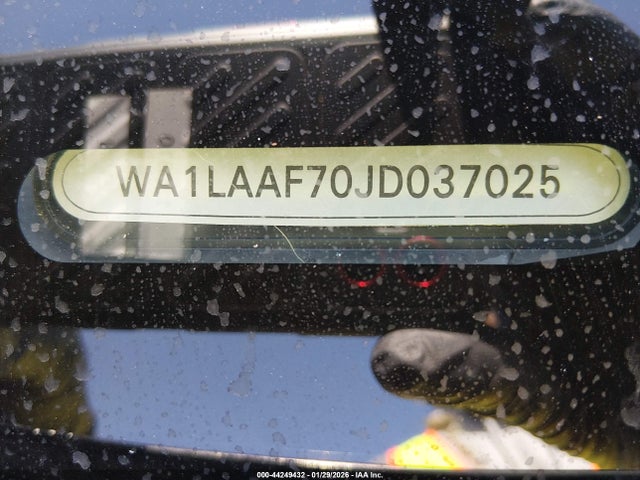 2018 AUDI Q7 WA1LAAF70JD037025 Photo 8