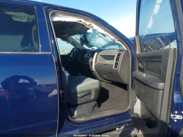 Продажа на аукционе авто 2018 Ram 2500 Tradesman  4x4 6'4 Box, vin: 3C6UR5CL1JG337971, номер лота: 44249437