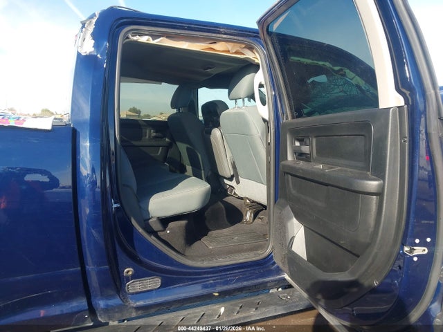 Продажа на аукционе авто 2018 Ram 2500 Tradesman  4x4 6'4 Box, vin: 3C6UR5CL1JG337971, номер лота: 44249437