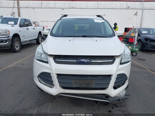 1FMCU9GX1GUC67686 Ford ESCAPE SE