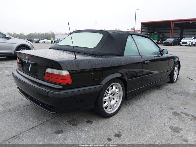 1995 BMW 325 WBABJ6324SJD42151 Photo 3