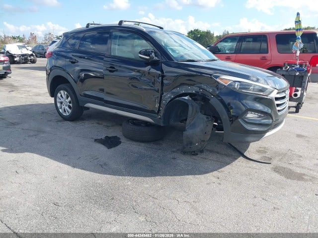 2017 HYUNDAI TUCSON KM8J33A2XHU285416