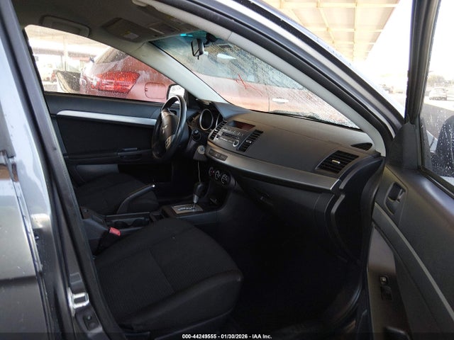 2011 MITSUBISHI LANCER JA32U2FU5BU044363 Photo 4