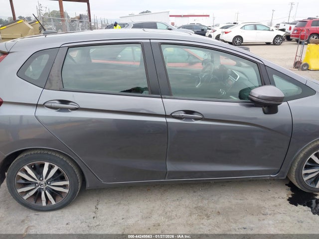 3HGGK5H88JM730979 Honda FIT EX