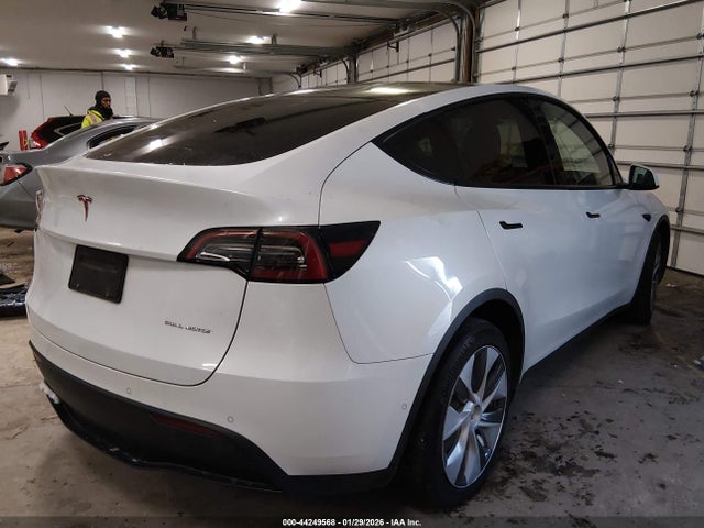 7SAYGDEE9NA012151 Tesla Model Y Long Range Dual Motor All-wheel Drive