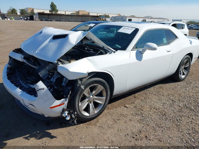 Dodge Challenger Sxt 2020 2C3CDZAG6LH231555 Image 2