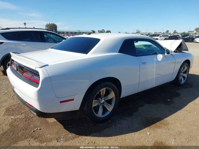 Dodge Challenger Sxt 2020 2C3CDZAG6LH231555 Image 4