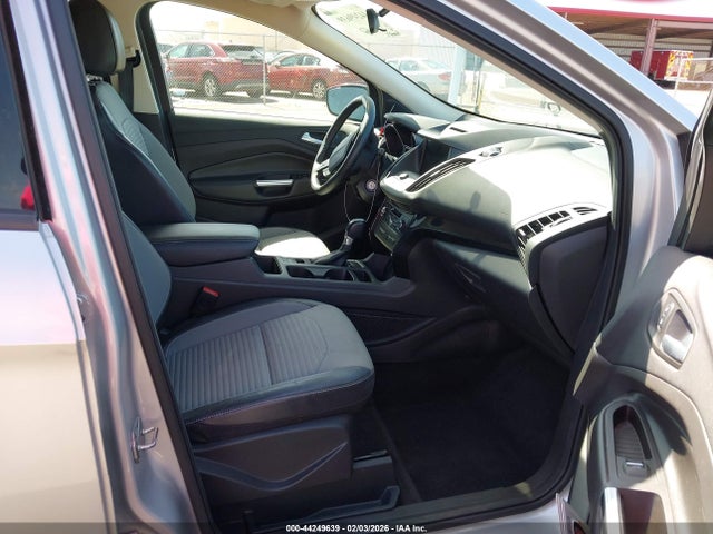 1FMCU0G97HUE37306 Ford ESCAPE SE