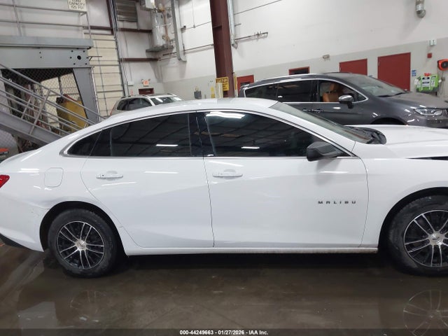 1G1ZB5ST3JF286990 Chevrolet Malibu 1ls