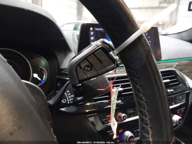 2019 BMW 530I WBAJA7C53KWW25216 Photo 10