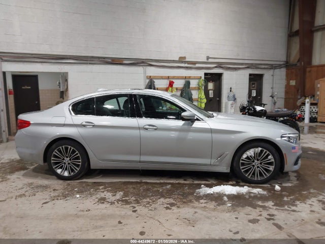2019 Bmw 530i Xdrive მანქანა იყიდება აუქციონზე, vin: WBAJA7C53KWW25216, აუქციონის ნომერი: 44249672