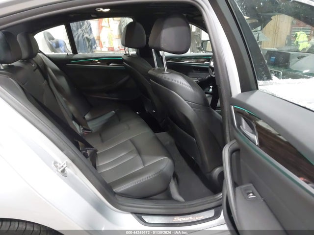 2019 BMW 530I WBAJA7C53KWW25216 Photo 7