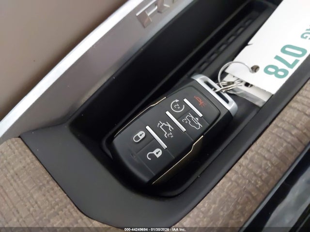 44249694 :رقم المزاد ، 1C6SRFKT2MN672960 vin ، 2021 Ram 1500 Limited Longhorn مزاد بيع