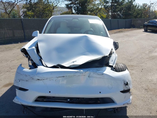 5YJYGDEE8MF283622 Tesla Model Y Long Range Dual Motor All-wheel Drive