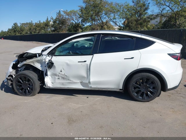 5YJYGDEE8MF283622 Tesla Model Y Long Range Dual Motor All-wheel Drive