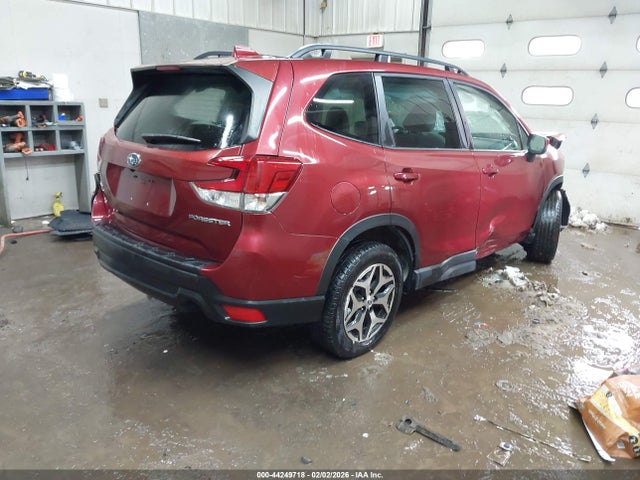 2022 SUBARU FORESTER JF2SKAEC5NH404031 Photo 3