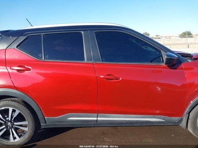 3N1CP5CU7JL526170 Nissan KICKS SR
