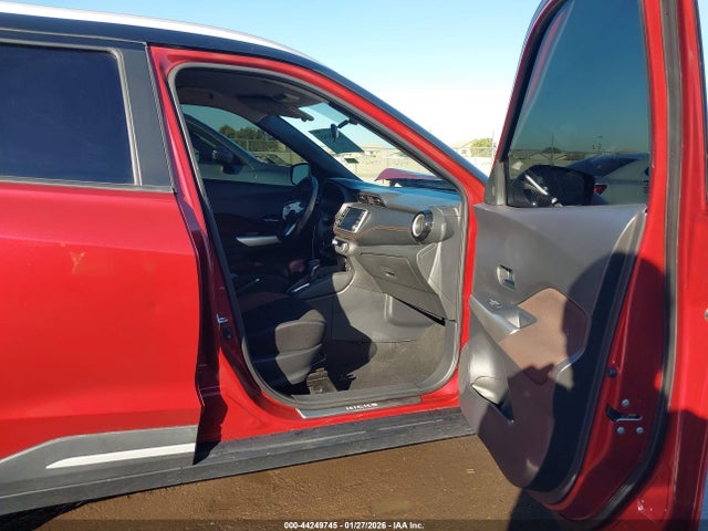 3N1CP5CU7JL526170 Nissan KICKS SR