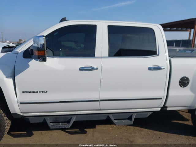 1GC1KWE82GF275327 Chevrolet Silverado 2500hd Ltz