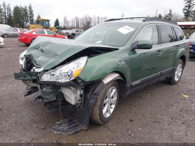 Subaru Outback 2.5i Premium 2014 4S4BRCCC3E3230834 Image 2
