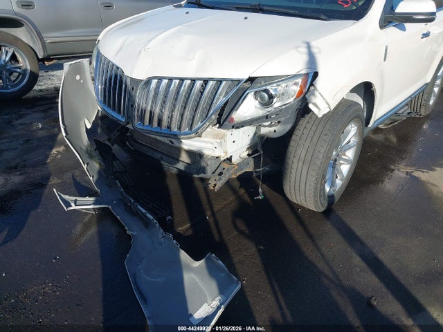 2LMDJ6JK5FBL33254 Lincoln MKX