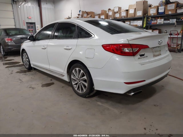 Hyundai Sonata Sport 2016 5NPE34AF6GH285002 Image 3