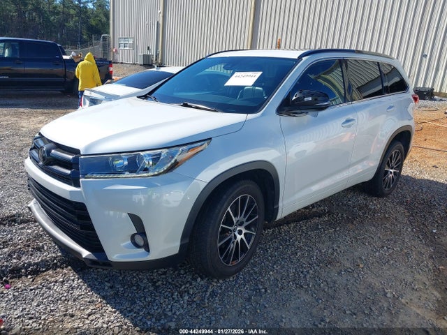 5TDKZRFH3HS196203 Toyota Highlander Se
