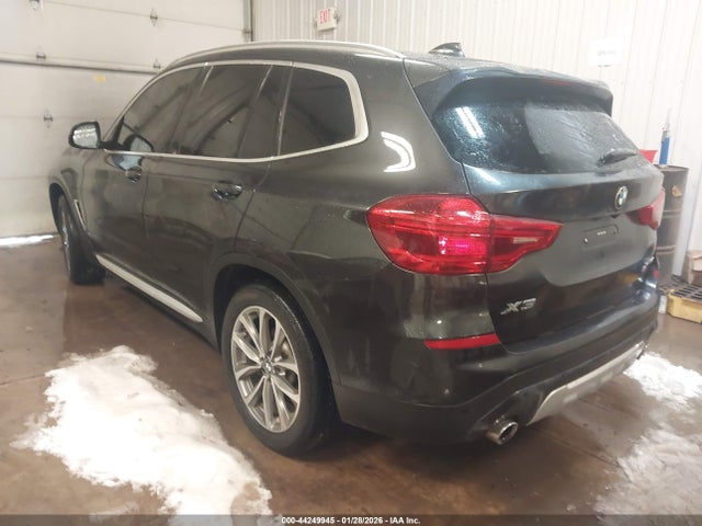 2019 BMW X3 5UXTR9C50KLR07958 Photo 2