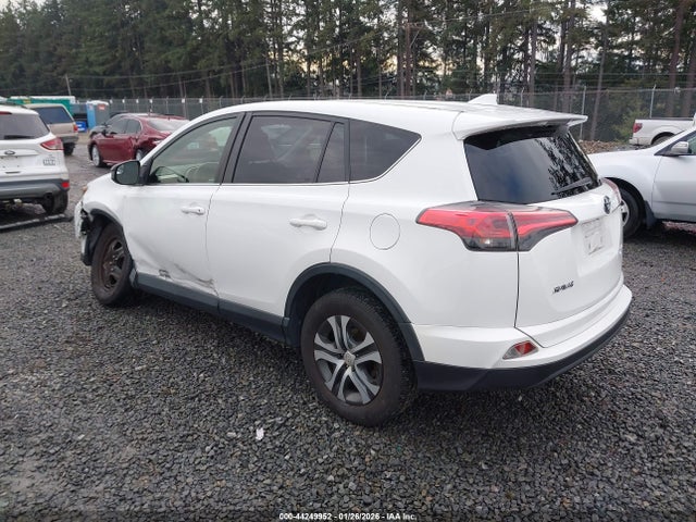 JTMBFREV9JJ728492 Toyota RAV4 LE