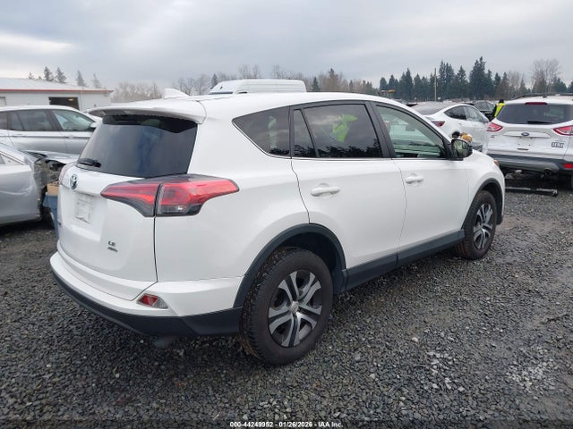 JTMBFREV9JJ728492 Toyota RAV4 LE