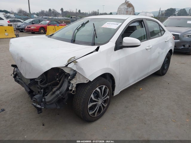 Toyota COROLLA LE 2014 5YFBURHE7EP053907 Image 2