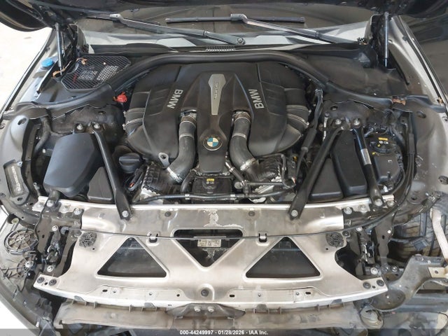 2016 BMW 750I WBA7F2C56GG415712 Photo 9