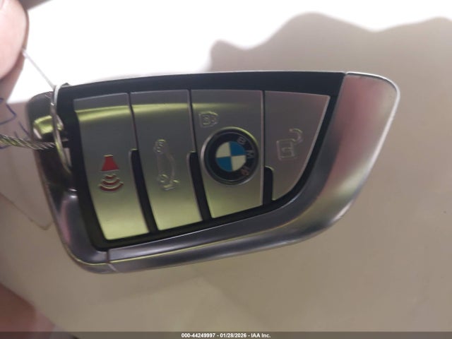 2016 BMW 750I WBA7F2C56GG415712 Photo 10