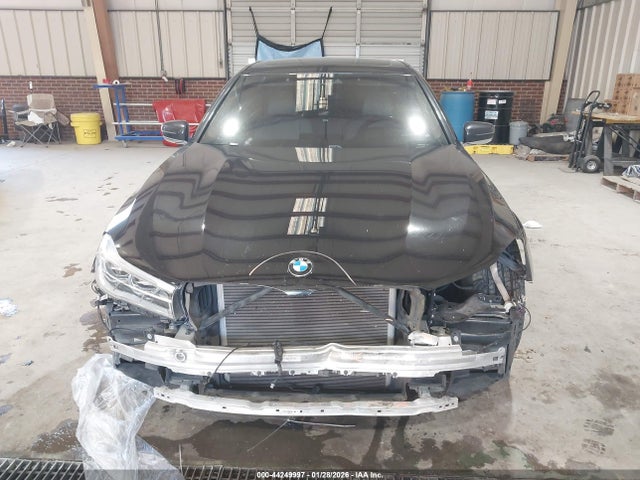 44249997 :رقم المزاد ، WBA7F2C56GG415712 vin ، 2016 Bmw 750i Xdrive مزاد بيع
