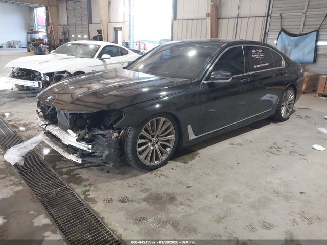 2016 BMW 750I WBA7F2C56GG415712 Photo 1