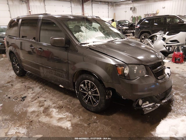 2017 Dodge Grand Caravan Gt მანქანა იყიდება აუქციონზე, vin: 2C4RDGEG0HR672734, აუქციონის ნომერი: 44250022