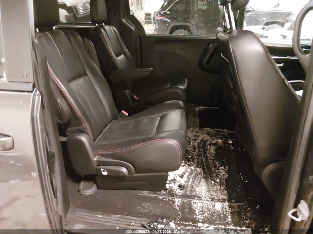 2017 Dodge Grand Caravan Gt მანქანა იყიდება აუქციონზე, vin: 2C4RDGEG0HR672734, აუქციონის ნომერი: 44250022