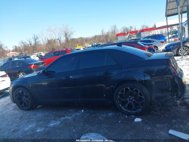 2019 Chrysler 300 300s მანქანა იყიდება აუქციონზე, vin: 2C3CCABGXKH516311, აუქციონის ნომერი: 44250035