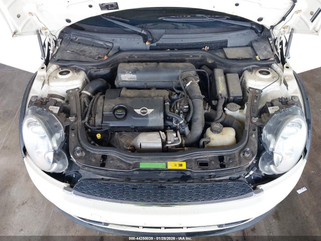 2011 MINI COOPER S WMWSV3C51BTY23571 Photo 9