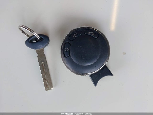 2011 MINI COOPER S WMWSV3C51BTY23571 Photo 10