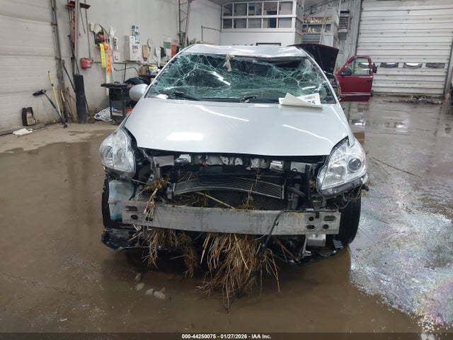 Auction sale of the 2014 Toyota Prius Two, vin: JTDKN3DU9E1740575, lot number: 44250075