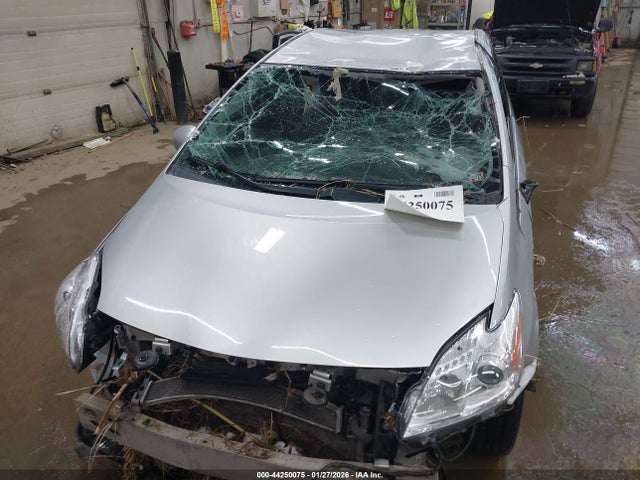 Auction sale of the 2014 Toyota Prius Two, vin: JTDKN3DU9E1740575, lot number: 44250075