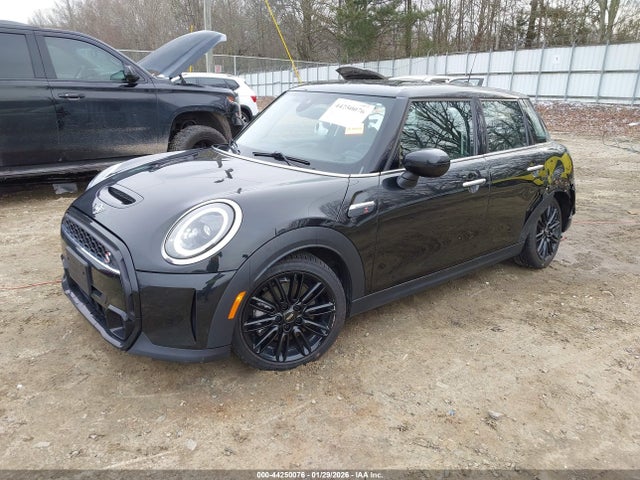 44250076 :رقم المزاد ، WMW53DK01R2V08848 vin ، 2024 Mini Hardtop Cooper S مزاد بيع